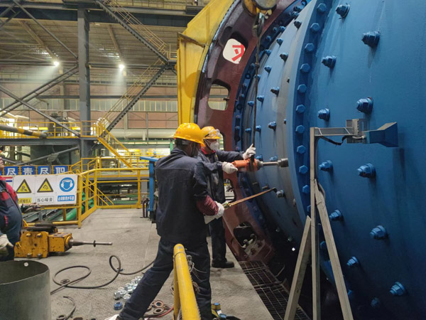 333bd7e473d90f2 装置公司顺利实现金冠铜业选矿车间检修工作