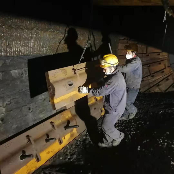 装置公司实现金冠铜业选矿月修工作 装置公司实现金冠铜业选矿月修工作