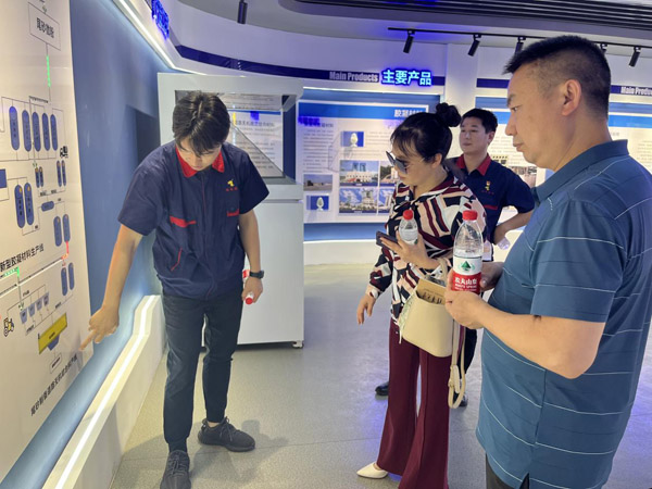 生态环境部固体废料与化学品治理技术中心到建材公司调研 生态环境部固体废料与化学品治理技术中心到建材公司调研