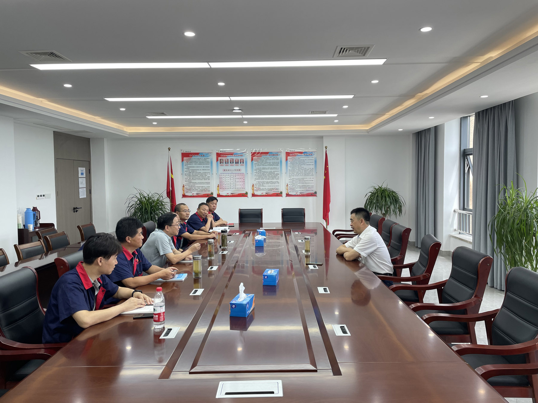 集团公司党委委员、、总工程师周俊到公司调研 