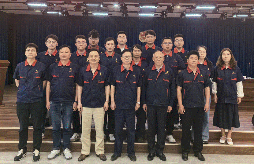公司召开“五四”赞美大会 
